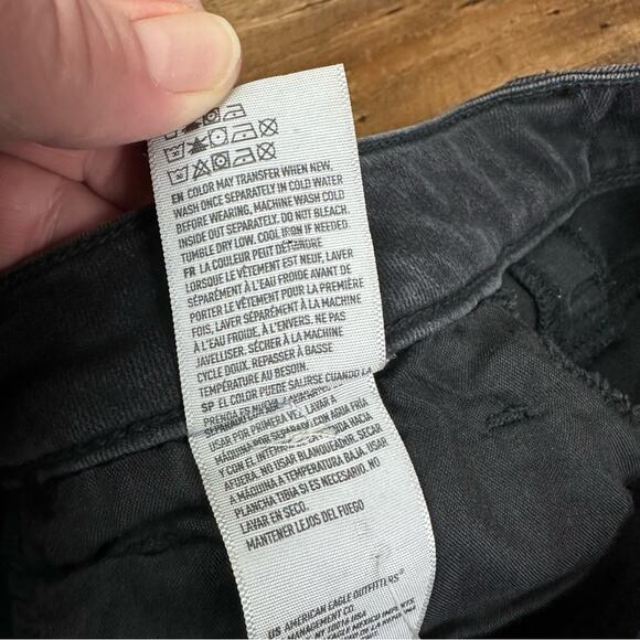 American Eagle Skinny Jeans Faded Black Size 10 Regular - Picture 4 of 6